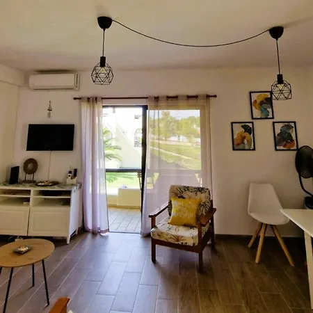 Varinos House