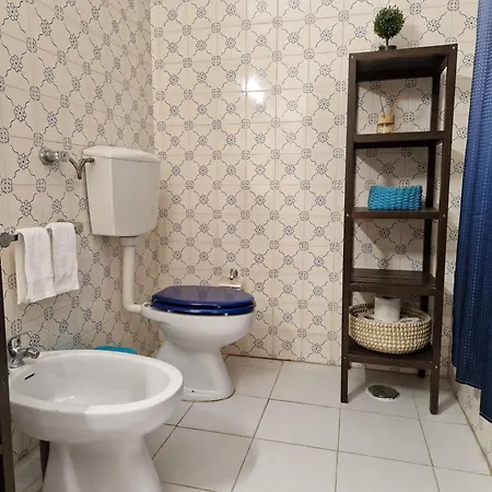 Varinos House Apartment *