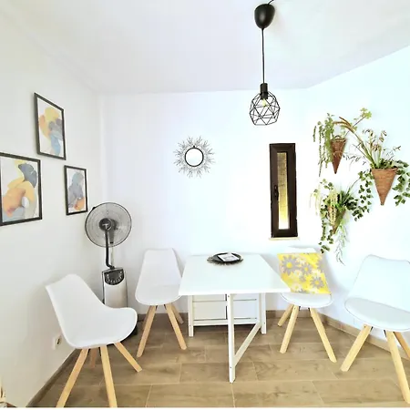 Varinos House Apartment